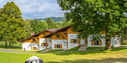 Hundehotel - Umgebungsschwerpunkt: am Land - Bayern - Hotelanlage Gut Feuerschwendt - Gutshotel Feuerschwendt im Bayerischen Wald