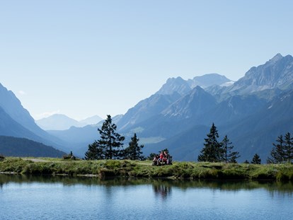 Hundehotel - Umgebungsschwerpunkt: Berg - Kaltwassersee Seefeld - Wandern zwischen Karwendel & Wetterstein - Inntalerhof - DAS Panoramahotel