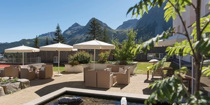 Hundehotel - Umgebungsschwerpunkt: Berg - Schweiz - Terrasse - Sunstar Hotel Arosa - Sunstar Hotel Arosa