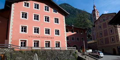 Hundehotel - Hundewiese: nicht eingezäunt - Trentino-Südtirol - Ansicht von vorne Hotel Steinhauswirt - Hotel Steinhauswirt