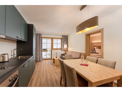 Hundehotel - Großarl - Hotelappartement Sonnkogel
komfortables wohnen mit 2 Schlafzimmern und Wohnraum mit Küchenzeile - Berghotel Jaga Alm 