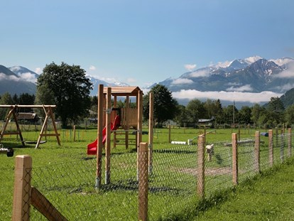 Hundehotel - Umgebungsschwerpunkt: See - Pinzgau - Spielplatz und Agilityplatz - Feriendorf Oberreit