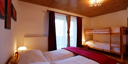 Hundehotel - Umgebungsschwerpunkt: Berg - Steiermark - Appartement Blick-Hauserkaibling - Schlafzimmer 2 - Appartement Mama