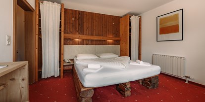Hundehotel - Umgebungsschwerpunkt: Berg - Pinzgau - Lovely Kamal Black & green - Hotel BergBaur 