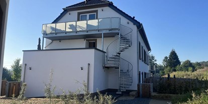 Hundehotel - Balkon - Blick vom Spa-Bereich auf Ihren Balkon. - Feriendomizil Im Saarschleifenland  (Camille Ollinger )