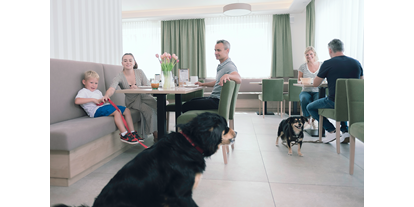 Hundehotel - Unterkunftsart: Appartement - Steiermark - Das Frühstück ist im Landhaus Bad Gleichenberg inklusive und Hunde dürfen ebenfalls mit - Landhaus Bad Gleichenberg