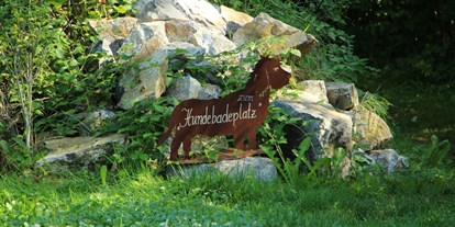 Hundehotel - Pools: Schwimmteich - Österreich - Wildkräuterhotel Steinschalerhof