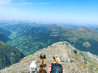 Hundehotel - Hund im Restaurant erlaubt - Österreich - Wandern in Rauris - Hotel Grimming Dogs & Friends