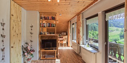 Hundehotel - Schwarzwald - Blick vom Wohnzimmer in die Eßküche - Ferienwohnung Stinneshof