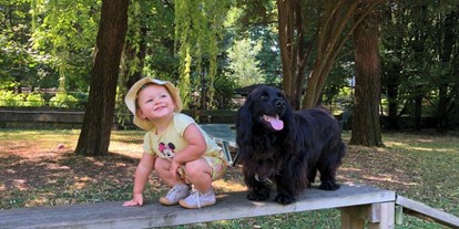 Hundehotel - Doggies: 2 Doggies - Italien - Der Parkour ist was für die Kleinen und die ganz Kleinen. - Hotel Sport