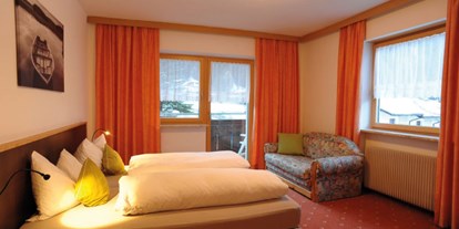 Hundehotel - Umgebungsschwerpunkt: am Land - Trentino-Südtirol - Traditionell wohnen mit Blick in die Bergwelt - Hotel Martellerhof