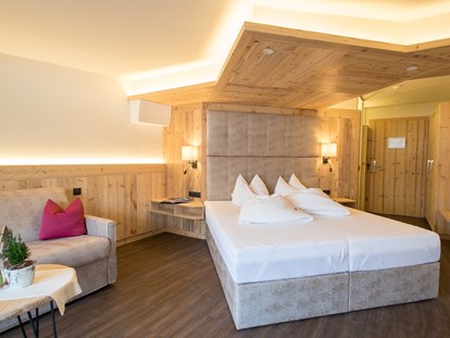Hundehotel - Pools: Innenpool - Tiroler Unterland - Moderne Gästezimmer - Hotel Magdalena****