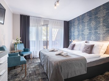 Max Health Resort Spa Zimmerkategorien Zimmer mit Meerblick und Balkon