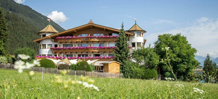 Hotel des Monats September: Hotel Magdalena in Ried im Zillertal - hundehotel.info