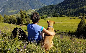 Urlaubsglück für Mensch und Hund im Hotel Bergfrieden - hundehotel.info