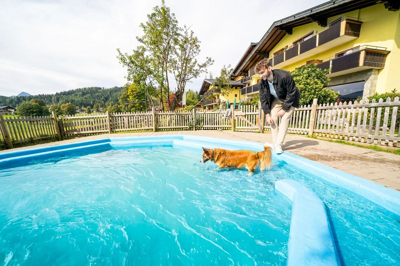 Almfrieden Hotel & Romantikchalet