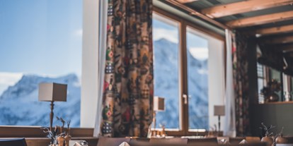 Hundehotel - Hallenbad - Österreich - Panorama Restaurant - Hotel Goldener Berg - Your Mountain Selfcare Resort