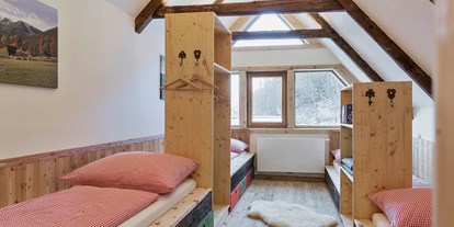 Hundehotel - Bademöglichkeit für Hunde - Hüttschlag - Schlafzimmer im Bauernhaus - Ferienhäuser Gerhart