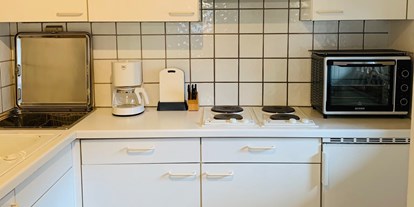 Hundehotel - Trink-/Fressnapf: im Zimmer - Niederthai - Küche Appartement Azalea - Appartement Azalea