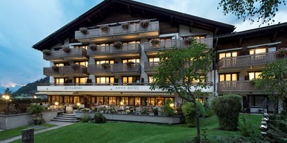 Hundehotel - Graubünden - Aussenansicht - Sunstar Hotel Klosters - Sunstar Hotel Klosters