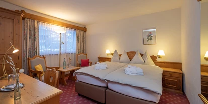 Hundehotel - Sauna - Davos Dorf - Doppelzimmer Budget - Sunstar Hotel Klosters - Sunstar Hotel Klosters