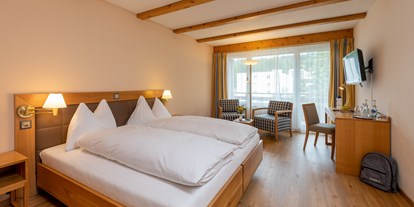 Hundehotel - Klassifizierung: 4 Sterne - Davos Wiesen - Doppelzimmer Standard Plus - Sunstar Hotel Lenzerheide - Sunstar Hotel Lenzerheide