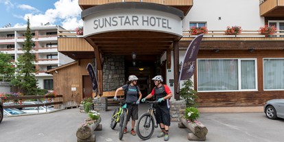 Hundehotel - Klassifizierung: 4 Sterne - Davos Wiesen - Hotelansicht - Sunstar Hotel Lenzerheide - Sunstar Hotel Lenzerheide