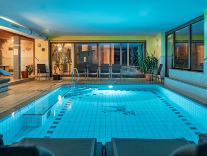 Hundehotel - Pools: Außenpool beheizt - Gailtal - nawu_apartments_Wellness_Hallenbad - nawu apartments