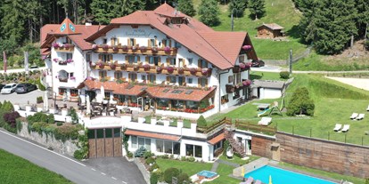 Hundehotel - Pools: Außenpool beheizt - Dorf Tirol - Sambergerhof