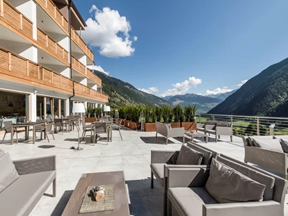 Hundehotel - keine Leinenpflicht im Hotel - Trentino-Südtirol - Tuberis Nature & Spa Resort