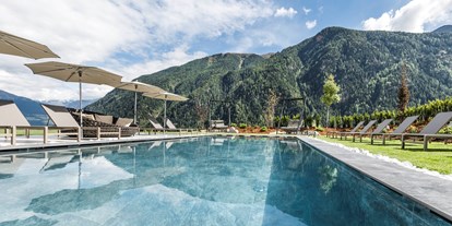 Hundehotel - Pools: Außenpool beheizt - PLZ 7551 (Schweiz) - Tuberis Nature & Spa Resort