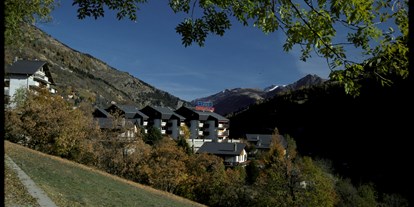 Hundehotel - Umgebungsschwerpunkt: Fluss - PLZ 3995 (Schweiz) - Aussenansicht Hotel - Hotel Salina Maris