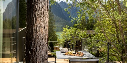 Hundehotel - Preisniveau: gehoben - Feldthurns - Skyview Chalets am Camping Toblacher See