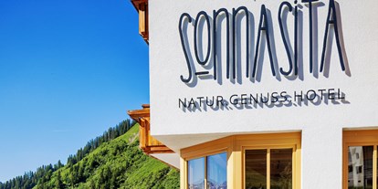 Hundehotel - Sauna - Alpenregion Bludenz - Sonnenterrasse - Natur.Genuss.Hotel - Sonnasita
