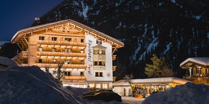 Hundehotel - Verpflegung: Frühstück - PLZ 6352 (Österreich) - Alpenhotel Tyrol - 4* Adults Only Hotel am Achensee