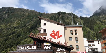 Hundehotel - WLAN - Dorf Tirol - PIZ-Hotel