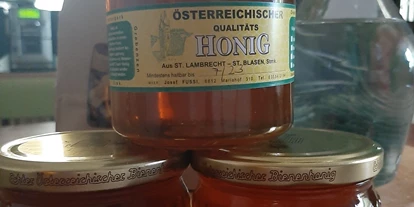 Hundehotel - Dusche - Steiermark - Es gibt auch Honig von unserer Imkerei - Ferienhaus Harmonie