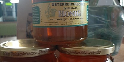 Hundehotel - Schwerpunkt: einfach & gut & günstig - Steiermark - Es gibt auch Honig von unserer Imkerei - Ferienhaus Harmonie