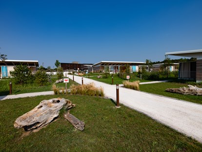 Hundehotel - Pools: Außenpool nicht beheizt - Lino delle Fate Eco Village Resort