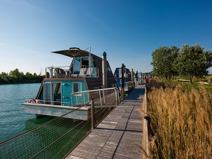 Hundehotel - Umgebungsschwerpunkt: Therme - Houseboat River - Marina Azzurra Resort