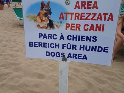 Hundehotel - Hundewiese: eingezäunt - Rimini - Hotel Imperiale