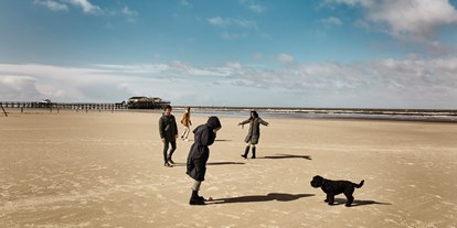 Hundehotel - Hundewiese: nicht eingezäunt - Tönning - Am Strand - Urban Nature St. Peter-Ording