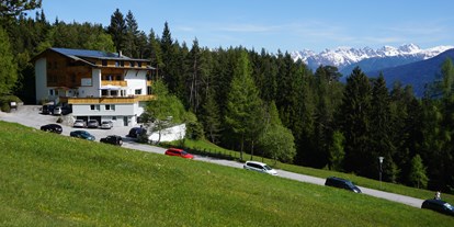 Hundehotel - Trink-/Fressnapf: an der Rezeption - Füssen - Hotel Pension Tyrol
