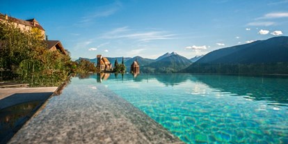 Hundehotel - Pools: Innenpool - Trentino-Südtirol - Swimminpool - DAS FINKENNEST “Panorama Familyhotel & SPA”