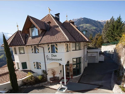 Hundehotel - Umgebungsschwerpunkt: Therme - St. Leonhard (Trentino-Südtirol) - The Finkennest - DAS FINKENNEST “Panorama Familyhotel & SPA”
