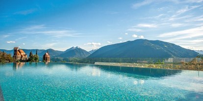 Hundehotel - Kinderbetreuung - Trentino-Südtirol - Swimminpool - DAS FINKENNEST “Panorama Familyhotel & SPA”