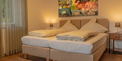 Hundehotel - Unterkunftsart: Appartement - Bad Wildungen - Doppelzimmer mit Balkon - Landhotel Baumwipfel
