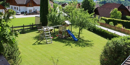 Hundehotel - Tischtennis - Schladming-Dachstein - Gartenbereich Vogelperspektive - Appartement Mama