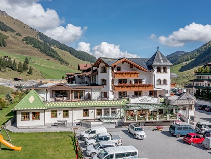 Hundehotel - Umgebungsschwerpunkt: Berg - Österreich - Hundehotel im Zillertal - Hotel Vierjahreszeiten