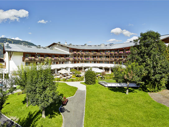 Urlaub-mit-Hund - Hotel im Sommer - Das Alpenhaus Kaprun